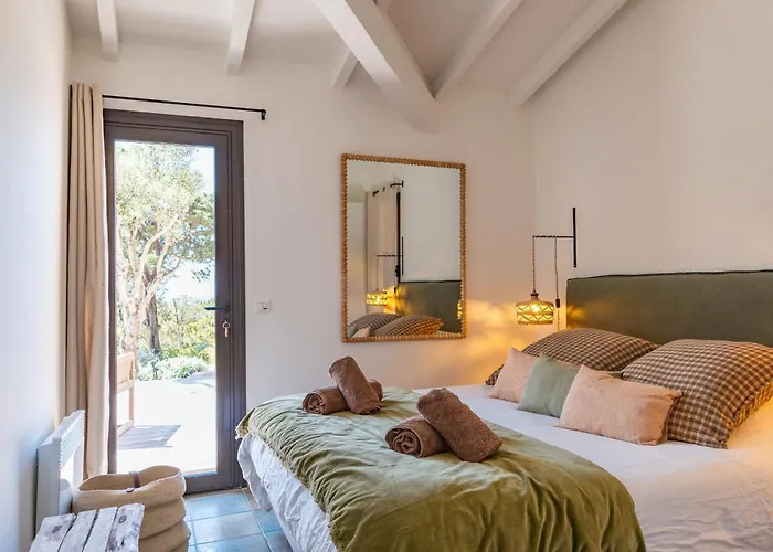 וילה Casa Rocca Di Pianotolli *