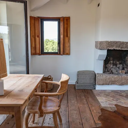 Casa Rocca Di Pianotolli